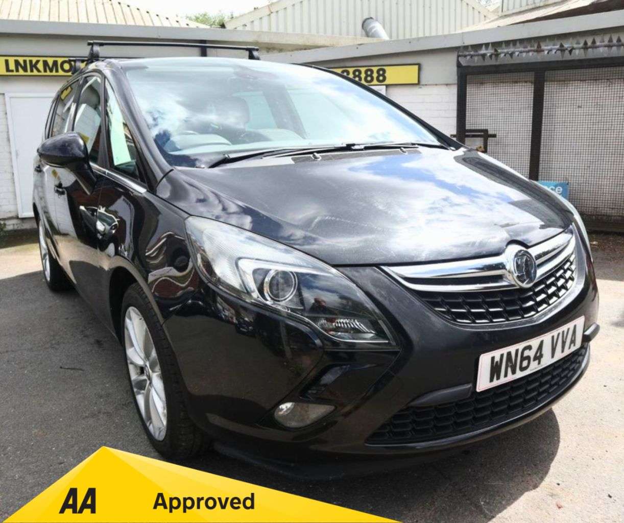 A 2015 VAUXHALL ZAFIRA TOURER 2.0 CDTi Elite MPV 5dr Diesel Manual Euro 5 (165 ps) *2 YEAR WTY FROM £99 + A 2015 VAUXHALL ZAFIRA TOURER 2.0 CDTi Elite MPV 5dr Diesel Manual Euro 5 (165 ps) *2 YEAR WTY FROM £99 +