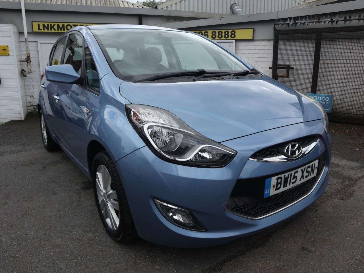 A 2015 HYUNDAI IX20 1.4 Active Hatchback 5dr Petrol Manual Euro 5 (90 bhp) *2 YEAR WTY FROM £99 A 2015 HYUNDAI IX20 1.4 Active Hatchback 5dr Petrol Manual Euro 5 (90 bhp) *2 YEAR WTY FROM £99