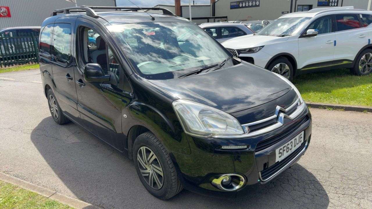 A 2013 CITROEN BERLINGO 1.6 HDi VTR Multispace MPV 5dr Diesel Manual Euro 5 (75 ps) *2 YEAR WTY FRO A 2013 CITROEN BERLINGO 1.6 HDi VTR Multispace MPV 5dr Diesel Manual Euro 5 (75 ps) *2 YEAR WTY FRO