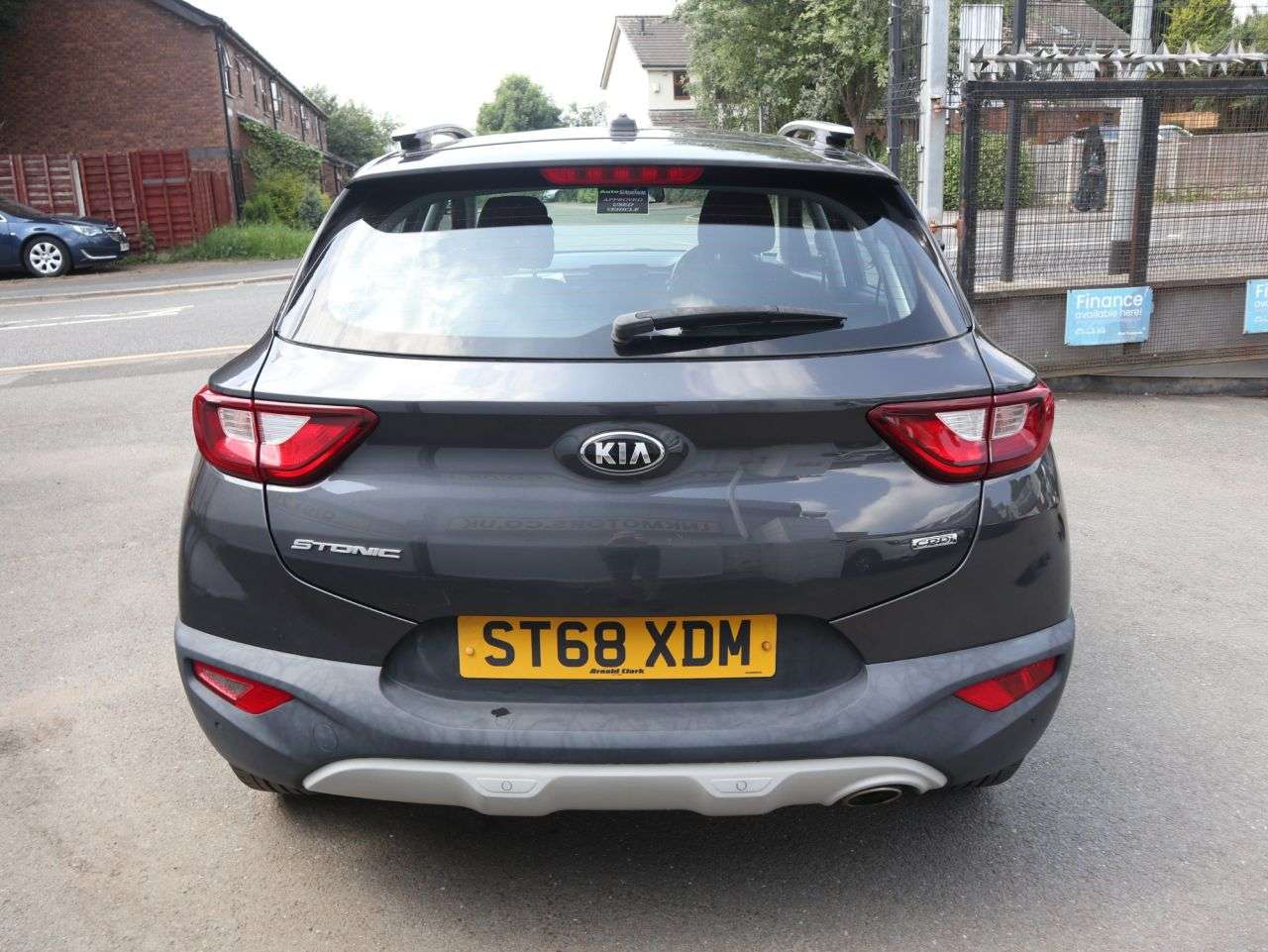 2018 KIA STONIC 2018 KIA STONIC