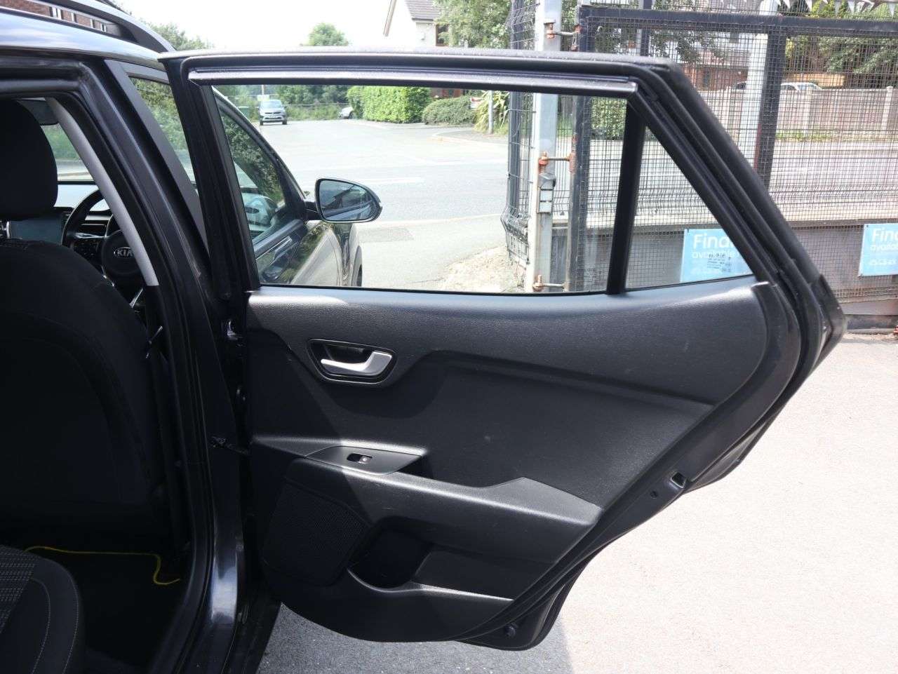 2018 KIA STONIC 2018 KIA STONIC