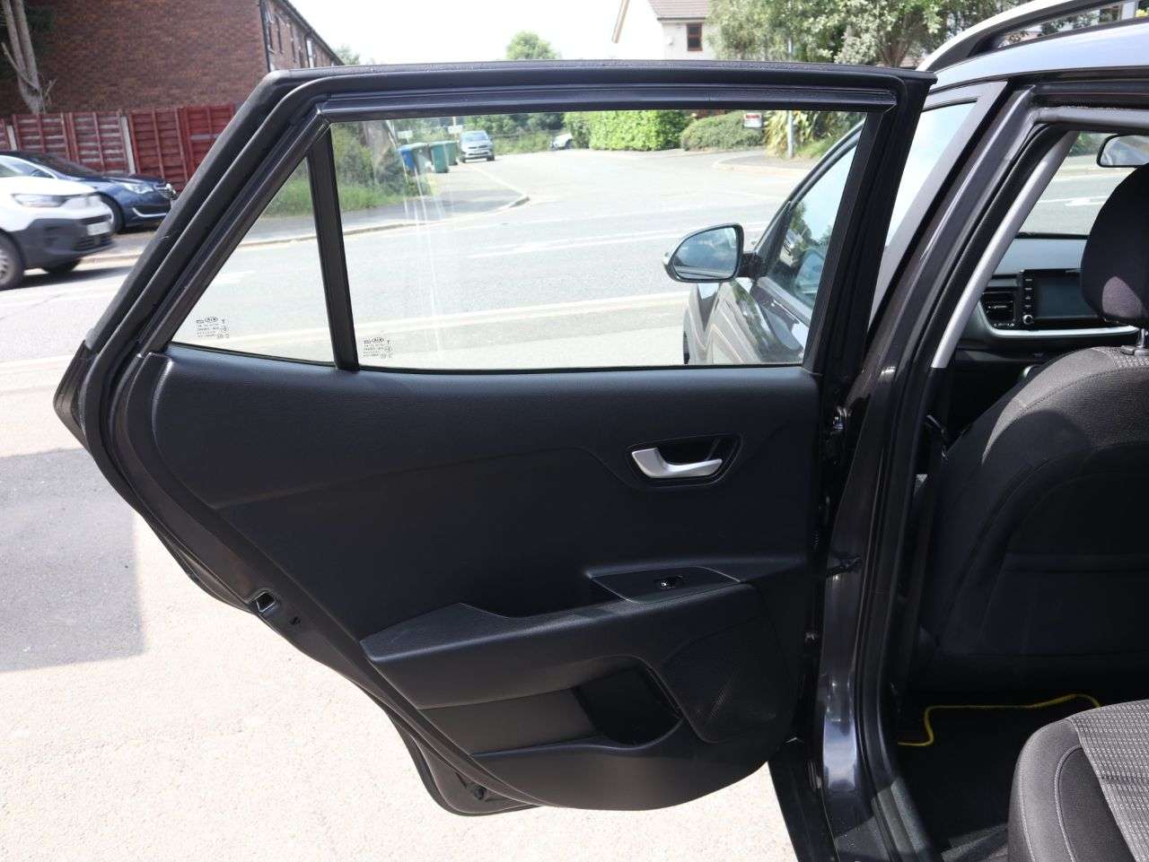 2018 KIA STONIC 2018 KIA STONIC
