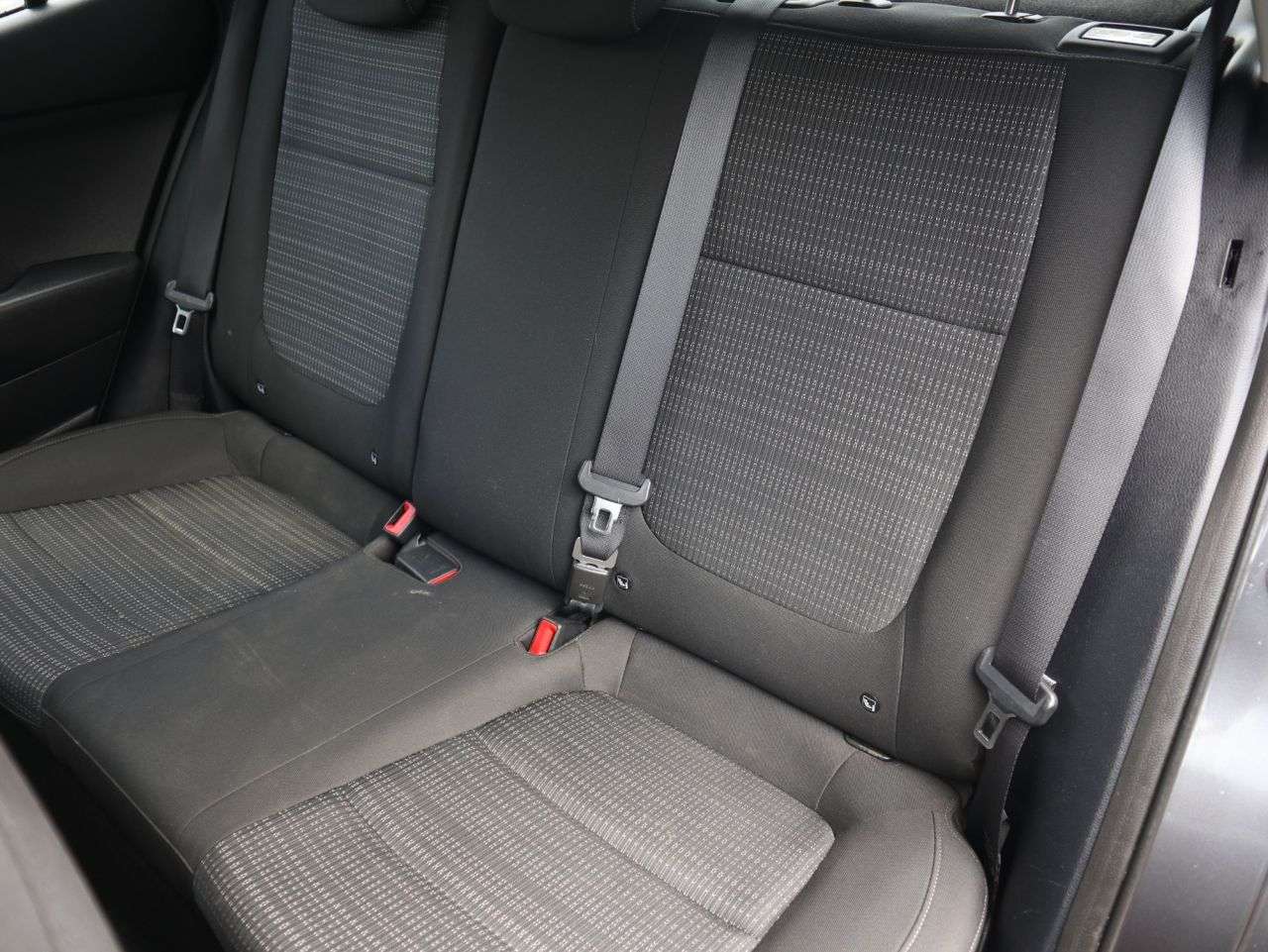 2018 KIA STONIC 2018 KIA STONIC