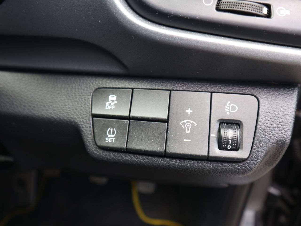 2018 KIA STONIC 2018 KIA STONIC