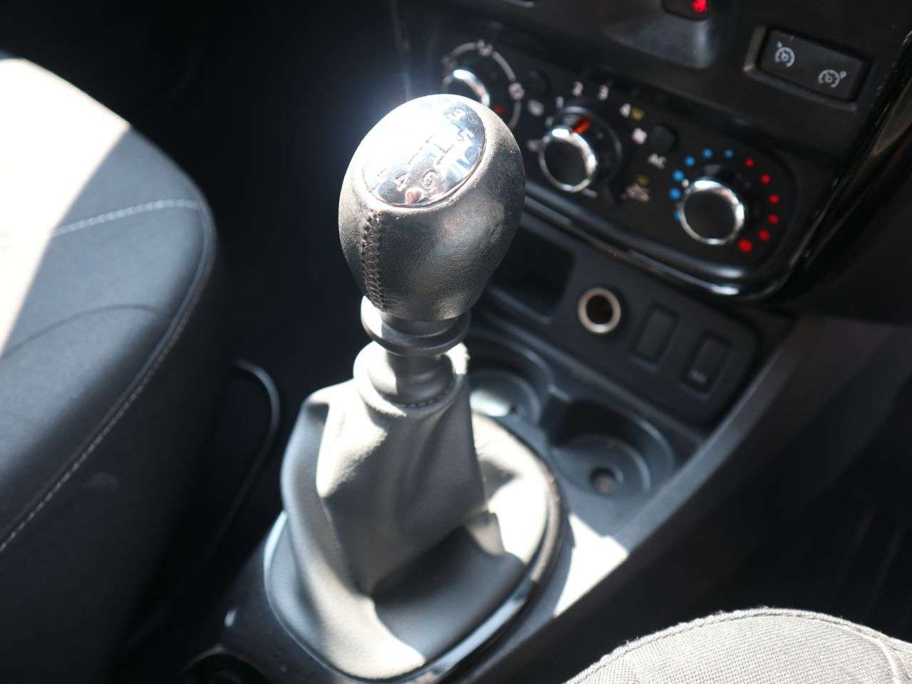 2014 DACIA DUSTER 2014 DACIA DUSTER