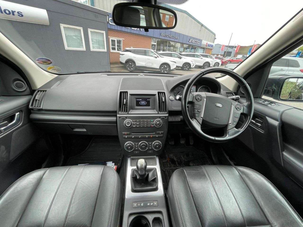 A 2014 LAND ROVER FREELANDER 2 2.2 TD4 GS SUV 5dr Diesel Manual 4WD Euro 5 (s/s) (150 ps) *2 YEAR WTY FROM A 2014 LAND ROVER FREELANDER 2 2.2 TD4 GS SUV 5dr Diesel Manual 4WD Euro 5 (s/s) (150 ps) *2 YEAR WTY FROM