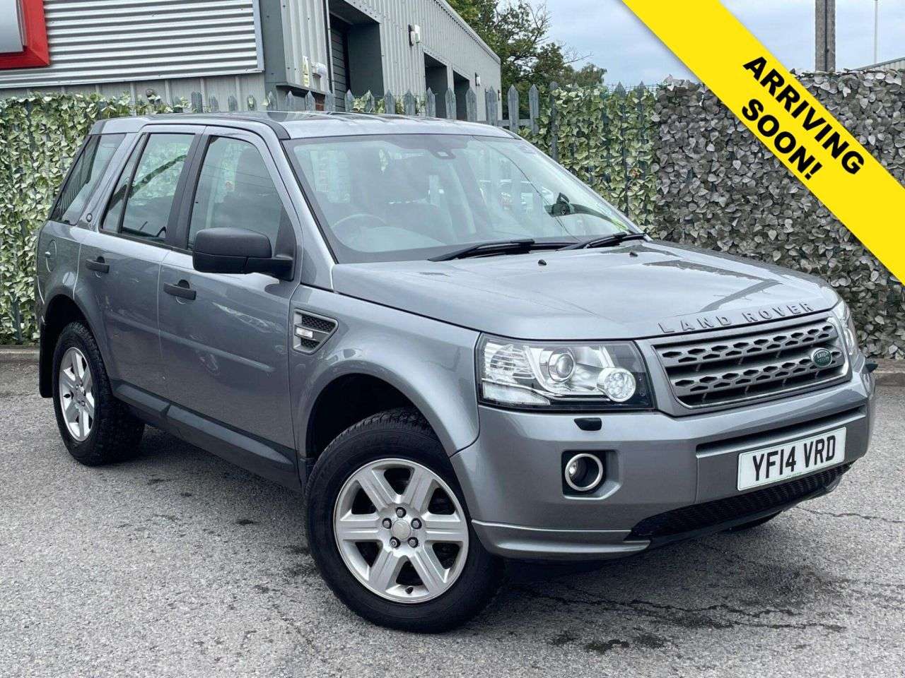 A 2014 LAND ROVER FREELANDER 2 2.2 TD4 GS SUV 5dr Diesel Manual 4WD Euro 5 (s/s) (150 ps) *2 YEAR WTY FROM A 2014 LAND ROVER FREELANDER 2 2.2 TD4 GS SUV 5dr Diesel Manual 4WD Euro 5 (s/s) (150 ps) *2 YEAR WTY FROM