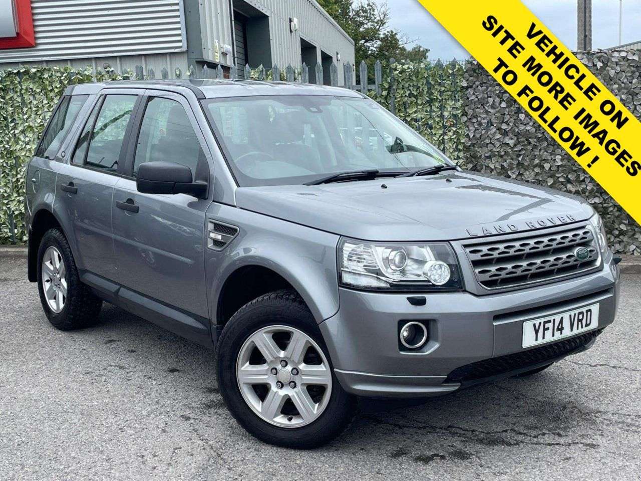 A 2014 LAND ROVER FREELANDER 2 2.2 TD4 GS SUV 5dr Diesel Manual 4WD Euro 5 (s/s) (150 ps) *2 YEAR WTY FROM A 2014 LAND ROVER FREELANDER 2 2.2 TD4 GS SUV 5dr Diesel Manual 4WD Euro 5 (s/s) (150 ps) *2 YEAR WTY FROM