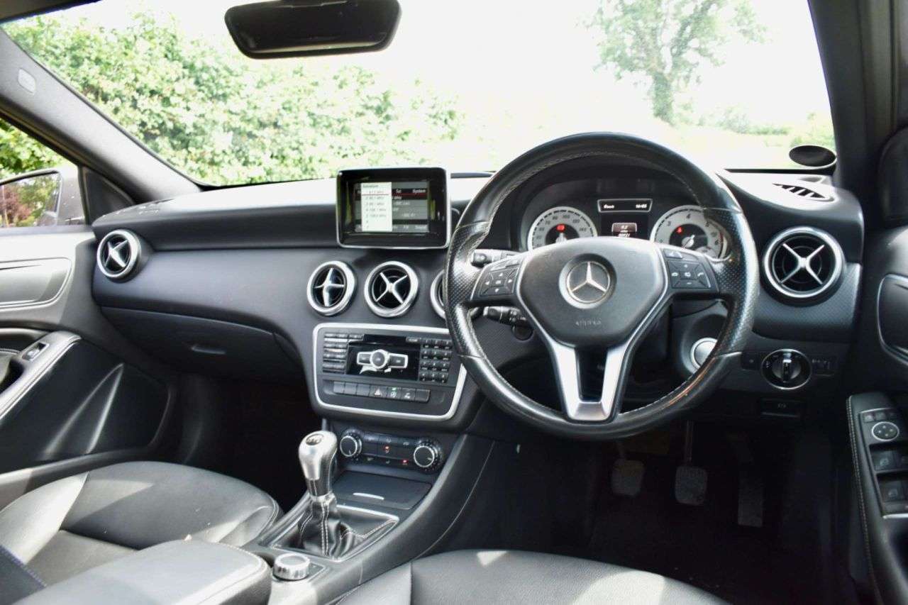 2015 MERCEDES-BENZ A CLASS 2015 MERCEDES-BENZ A CLASS