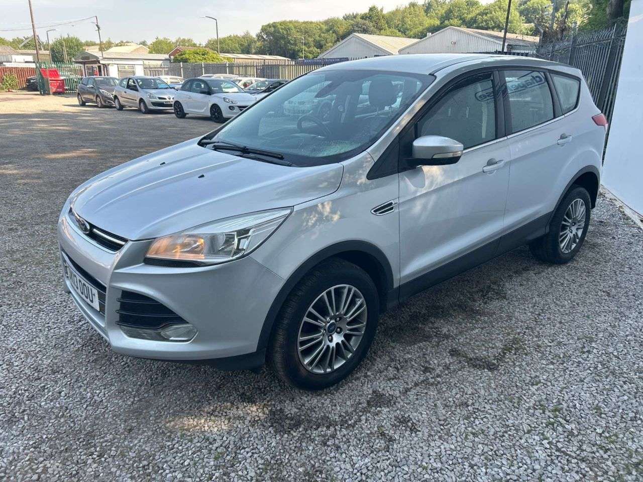 A 2013 FORD KUGA 2.0 TDCi Titanium SUV 5dr Diesel Manual AWD Euro 5 (163 ps) * 2 YEAR WTY FR A 2013 FORD KUGA 2.0 TDCi Titanium SUV 5dr Diesel Manual AWD Euro 5 (163 ps) * 2 YEAR WTY FR
