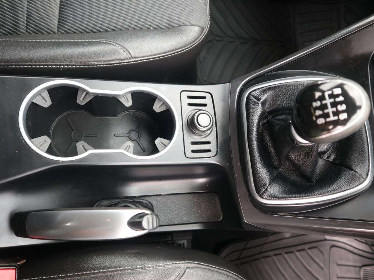 2013 FORD KUGA 2013 FORD KUGA