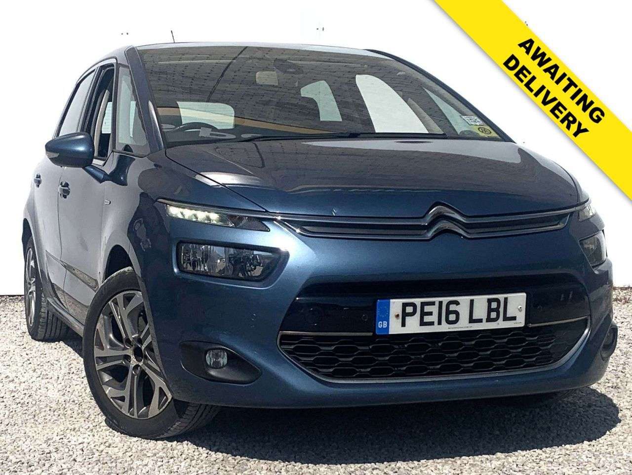 A 2016 CITROEN C4 PICASSO 1.6 BlueHDi Exclusive MPV 5dr Diesel Manual Euro 6 (s/s) (120 ps) * 2 YEAR A 2016 CITROEN C4 PICASSO 1.6 BlueHDi Exclusive MPV 5dr Diesel Manual Euro 6 (s/s) (120 ps) * 2 YEAR