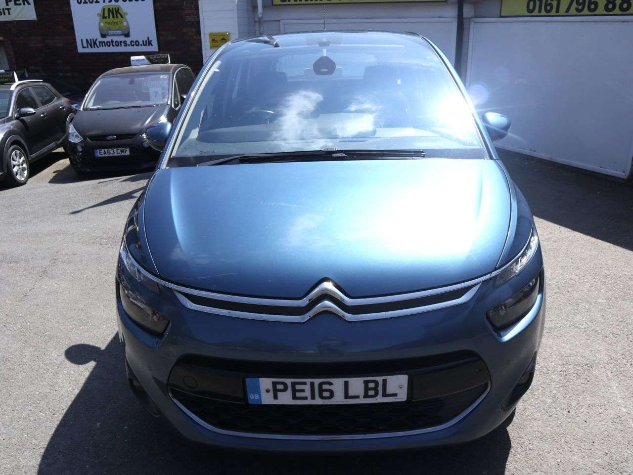 A 2016 CITROEN C4 PICASSO 1.6 BlueHDi Exclusive MPV 5dr Diesel Manual Euro 6 (s/s) (120 ps) * 2 YEAR A 2016 CITROEN C4 PICASSO 1.6 BlueHDi Exclusive MPV 5dr Diesel Manual Euro 6 (s/s) (120 ps) * 2 YEAR