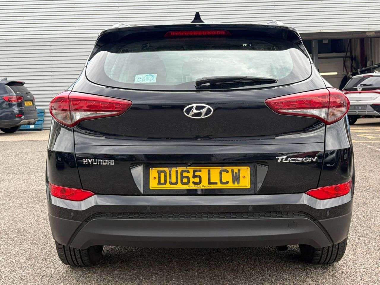 A 2015 HYUNDAI TUCSON 1.7 CRDi Blue Drive SE Nav SUV 5dr Diesel Manual Euro 6 (s/s) (116 ps) * 2 A 2015 HYUNDAI TUCSON 1.7 CRDi Blue Drive SE Nav SUV 5dr Diesel Manual Euro 6 (s/s) (116 ps) * 2