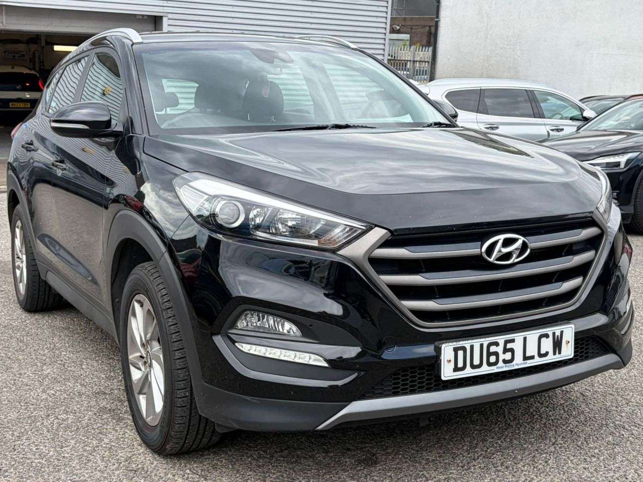 A 2015 HYUNDAI TUCSON 1.7 CRDi Blue Drive SE Nav SUV 5dr Diesel Manual Euro 6 (s/s) (116 ps) * 2 A 2015 HYUNDAI TUCSON 1.7 CRDi Blue Drive SE Nav SUV 5dr Diesel Manual Euro 6 (s/s) (116 ps) * 2