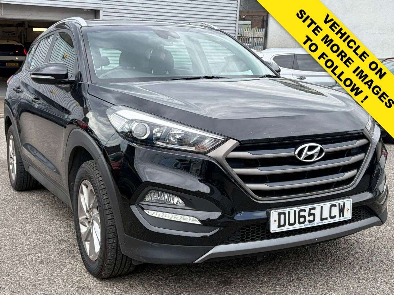 A 2015 HYUNDAI TUCSON 1.7 CRDi Blue Drive SE Nav SUV 5dr Diesel Manual Euro 6 (s/s) (116 ps) * 2 A 2015 HYUNDAI TUCSON 1.7 CRDi Blue Drive SE Nav SUV 5dr Diesel Manual Euro 6 (s/s) (116 ps) * 2