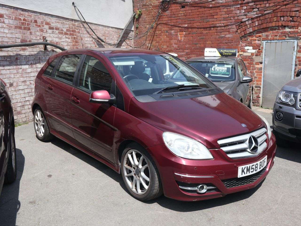 A 2008 MERCEDES-BENZ B CLASS 2.0 B200 CDI Sport MPV 5dr Diesel CVT (164 g/km, 140 bhp) *2 YEAR WTY FROM A 2008 MERCEDES-BENZ B CLASS 2.0 B200 CDI Sport MPV 5dr Diesel CVT (164 g/km, 140 bhp) *2 YEAR WTY FROM