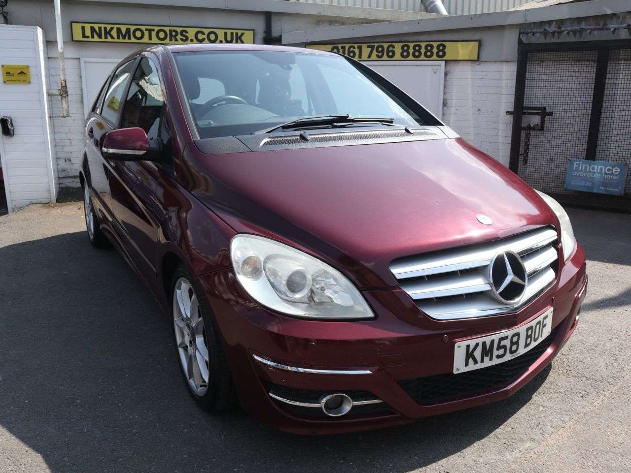 A 2008 MERCEDES-BENZ B CLASS 2.0 B200 CDI Sport MPV 5dr Diesel CVT (164 g/km, 140 bhp) *2 YEAR WTY FROM A 2008 MERCEDES-BENZ B CLASS 2.0 B200 CDI Sport MPV 5dr Diesel CVT (164 g/km, 140 bhp) *2 YEAR WTY FROM