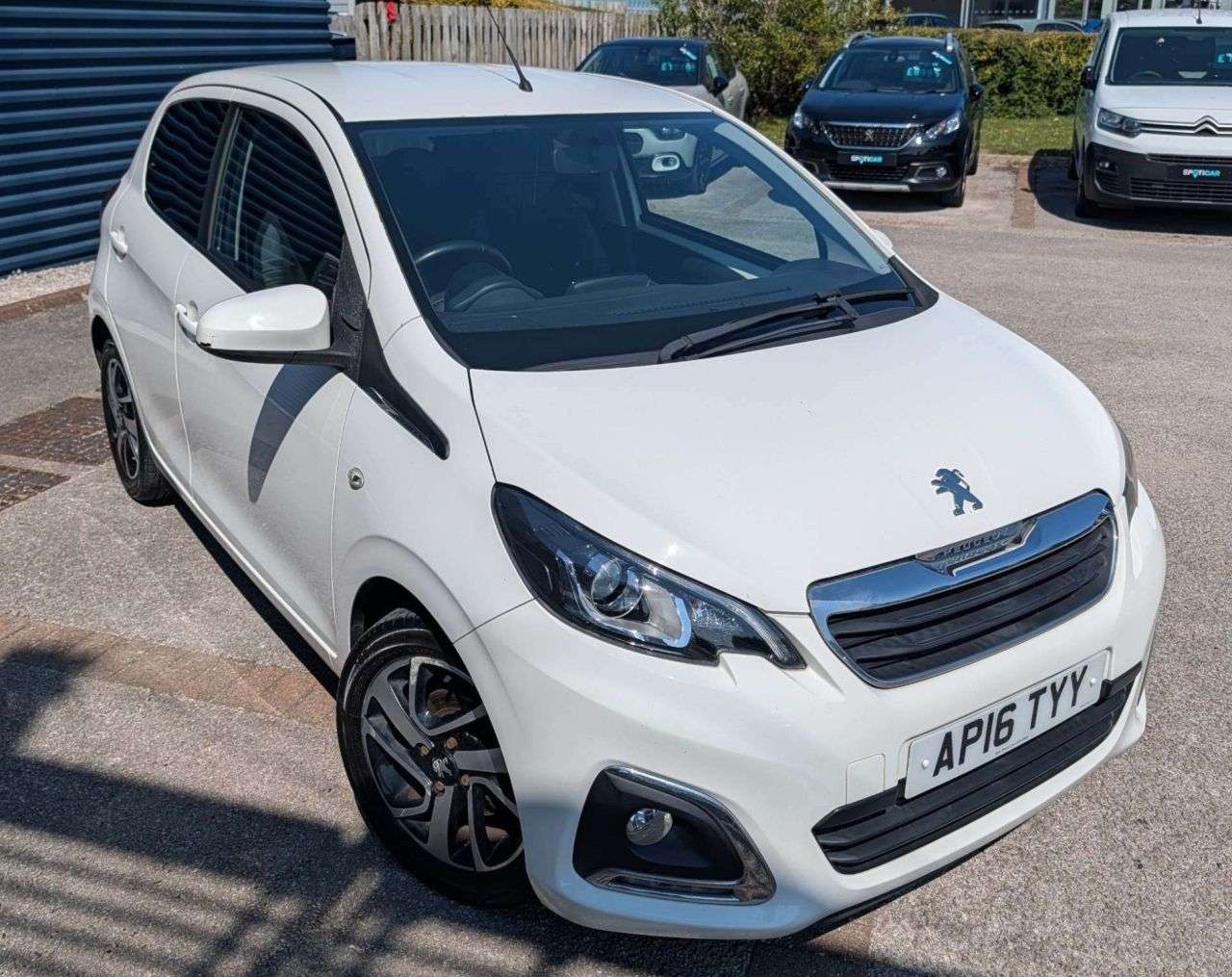 A 2016 PEUGEOT 108 1.2 PureTech Allure Hatchback 5dr Petrol Manual Euro 6 (82 ps) *2 YEAR WTY A 2016 PEUGEOT 108 1.2 PureTech Allure Hatchback 5dr Petrol Manual Euro 6 (82 ps) *2 YEAR WTY