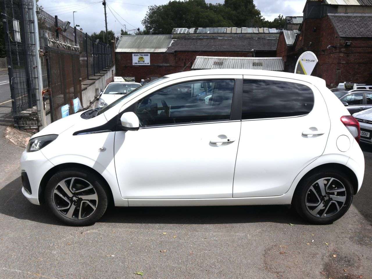 2016 PEUGEOT 108 2016 PEUGEOT 108