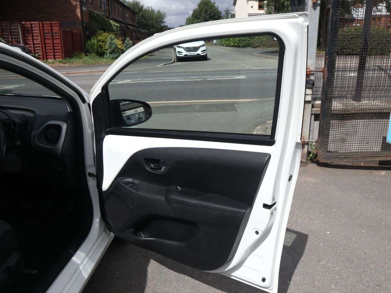 2016 PEUGEOT 108 2016 PEUGEOT 108
