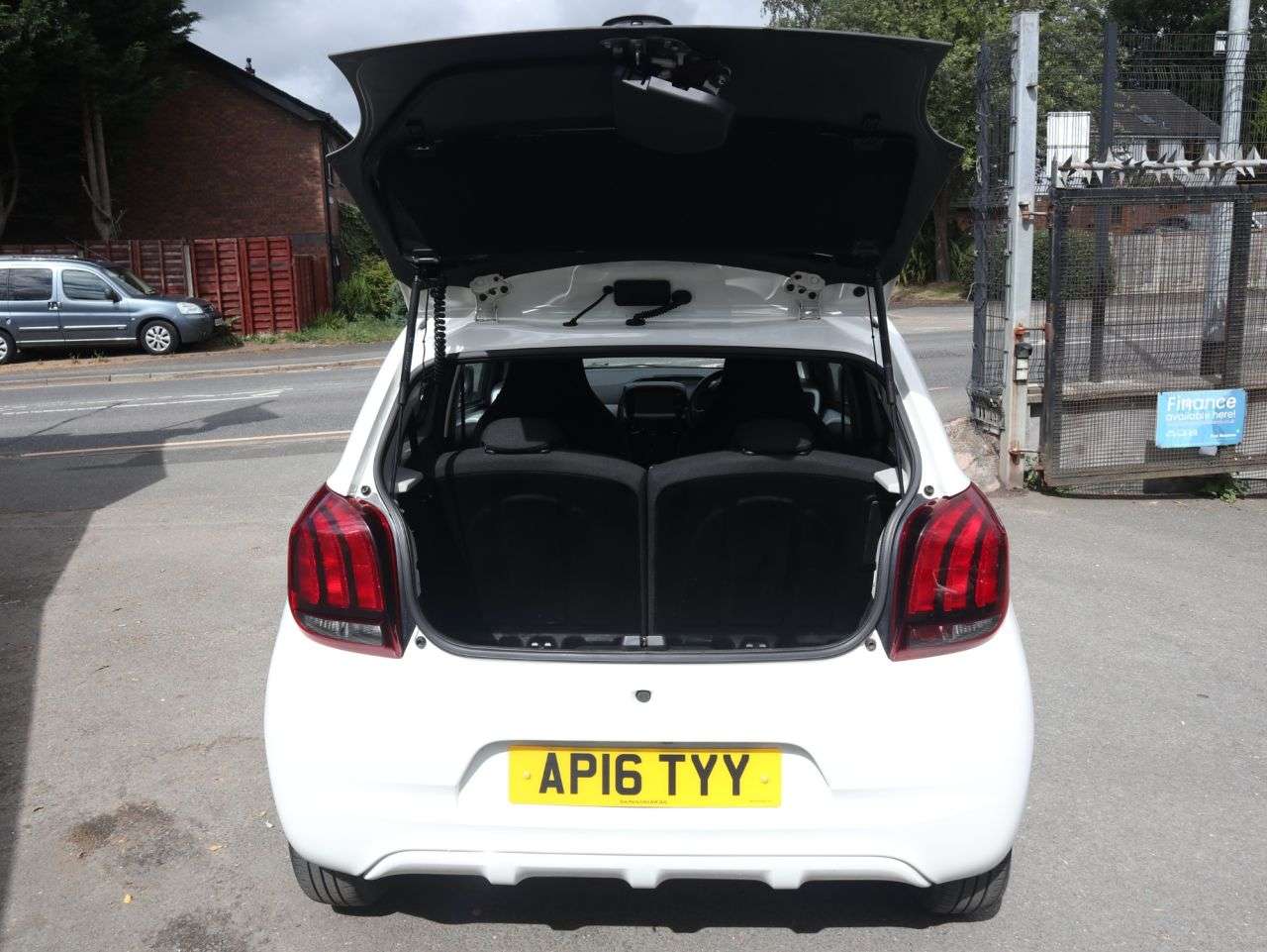 2016 PEUGEOT 108 2016 PEUGEOT 108