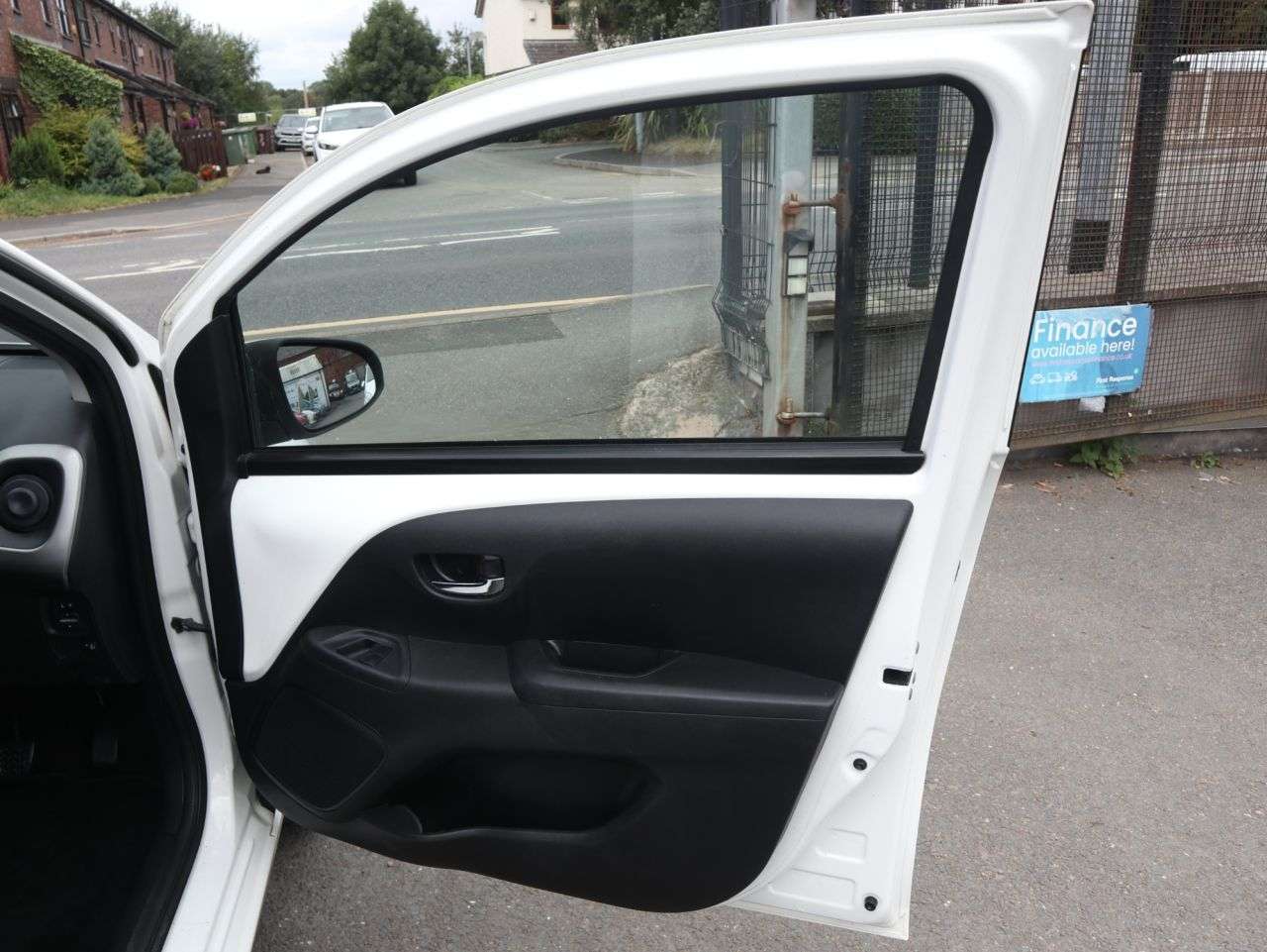 2016 PEUGEOT 108 2016 PEUGEOT 108