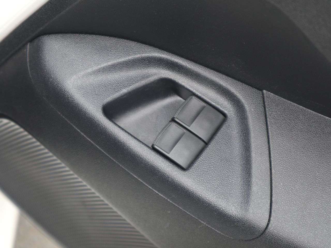 2016 PEUGEOT 108 2016 PEUGEOT 108