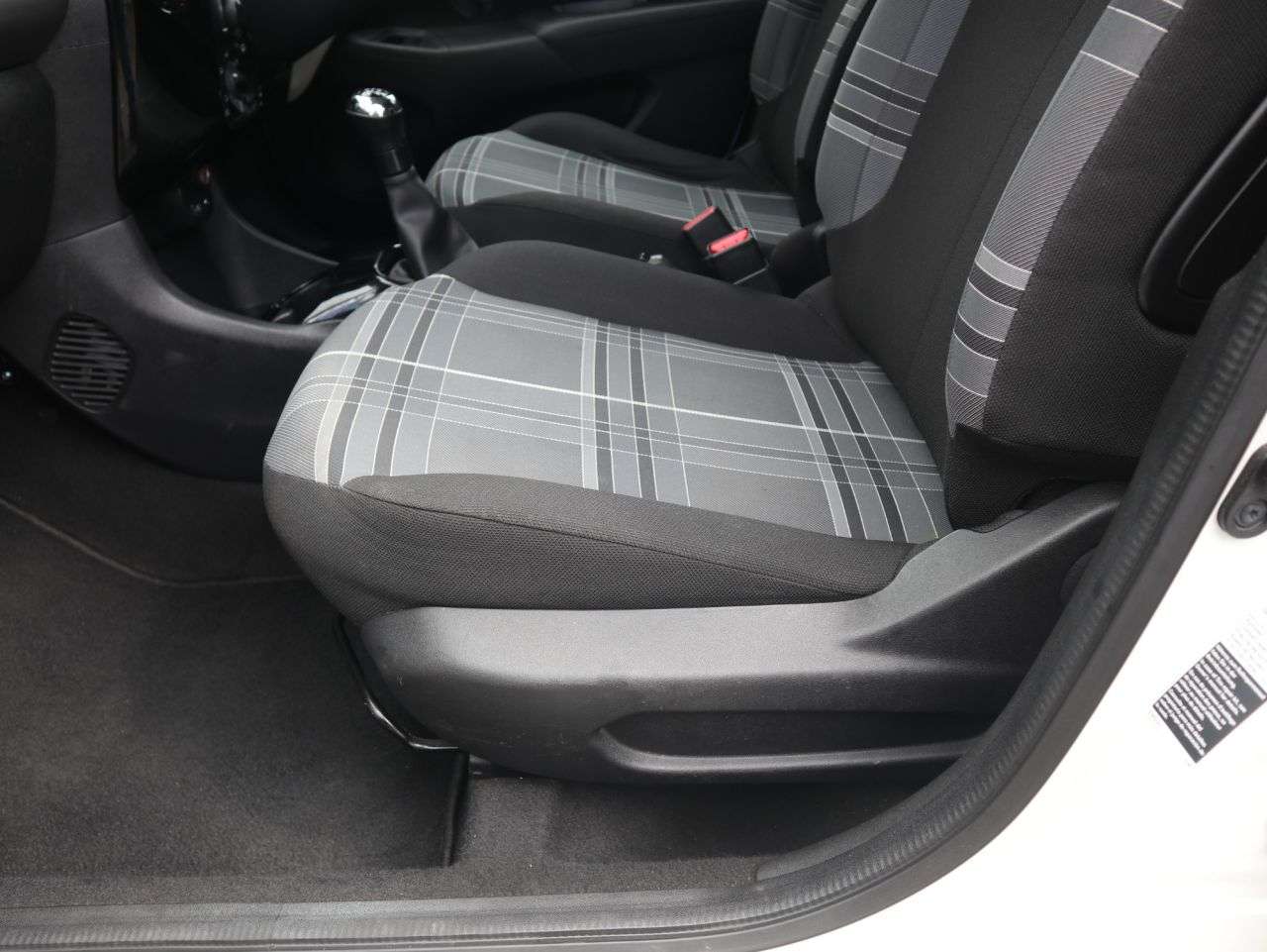 2016 PEUGEOT 108 2016 PEUGEOT 108