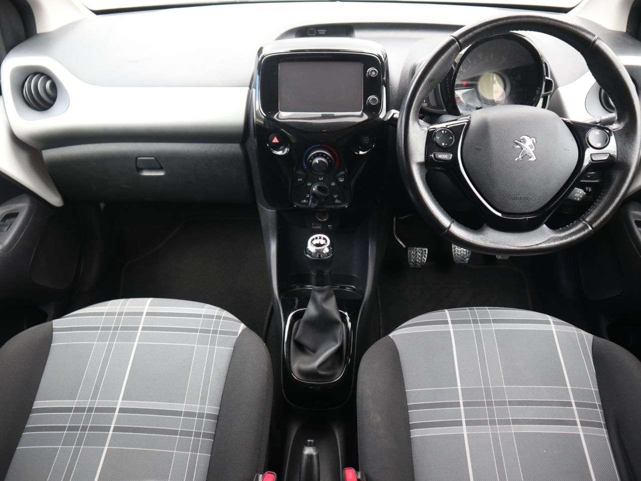 A 2016 PEUGEOT 108 1.2 PureTech Allure Hatchback 5dr Petrol Manual Euro 6 (82 ps) *2 YEAR WTY A 2016 PEUGEOT 108 1.2 PureTech Allure Hatchback 5dr Petrol Manual Euro 6 (82 ps) *2 YEAR WTY