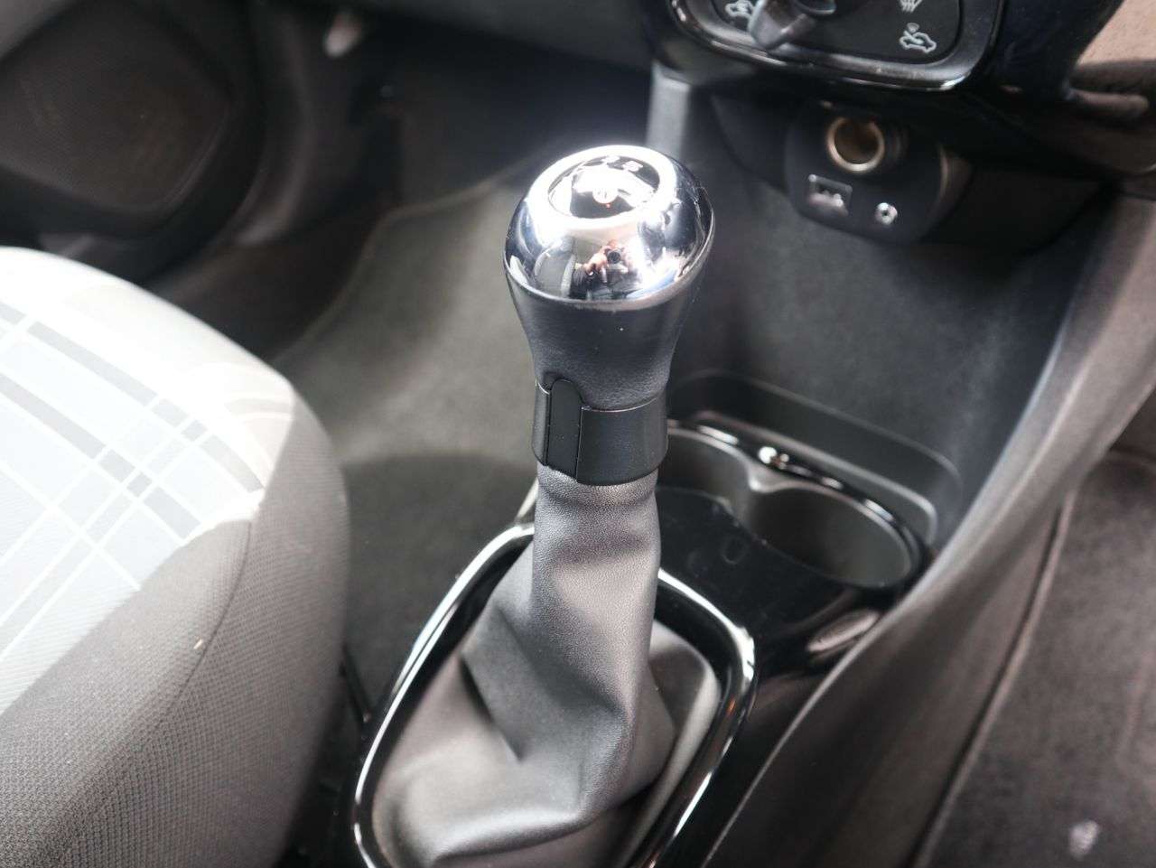 2016 PEUGEOT 108 2016 PEUGEOT 108