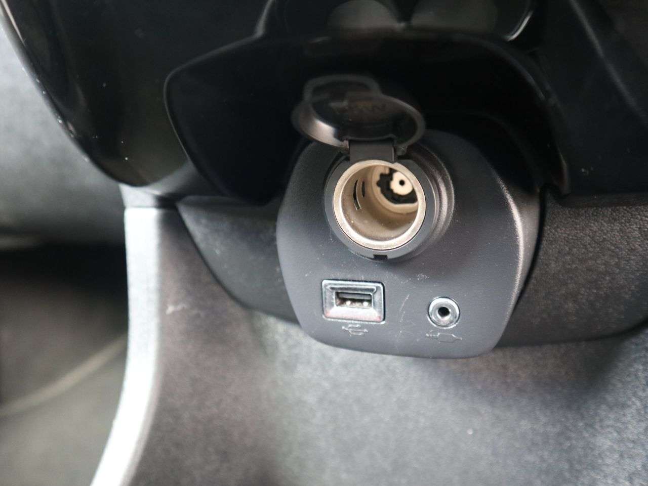 2016 PEUGEOT 108 2016 PEUGEOT 108