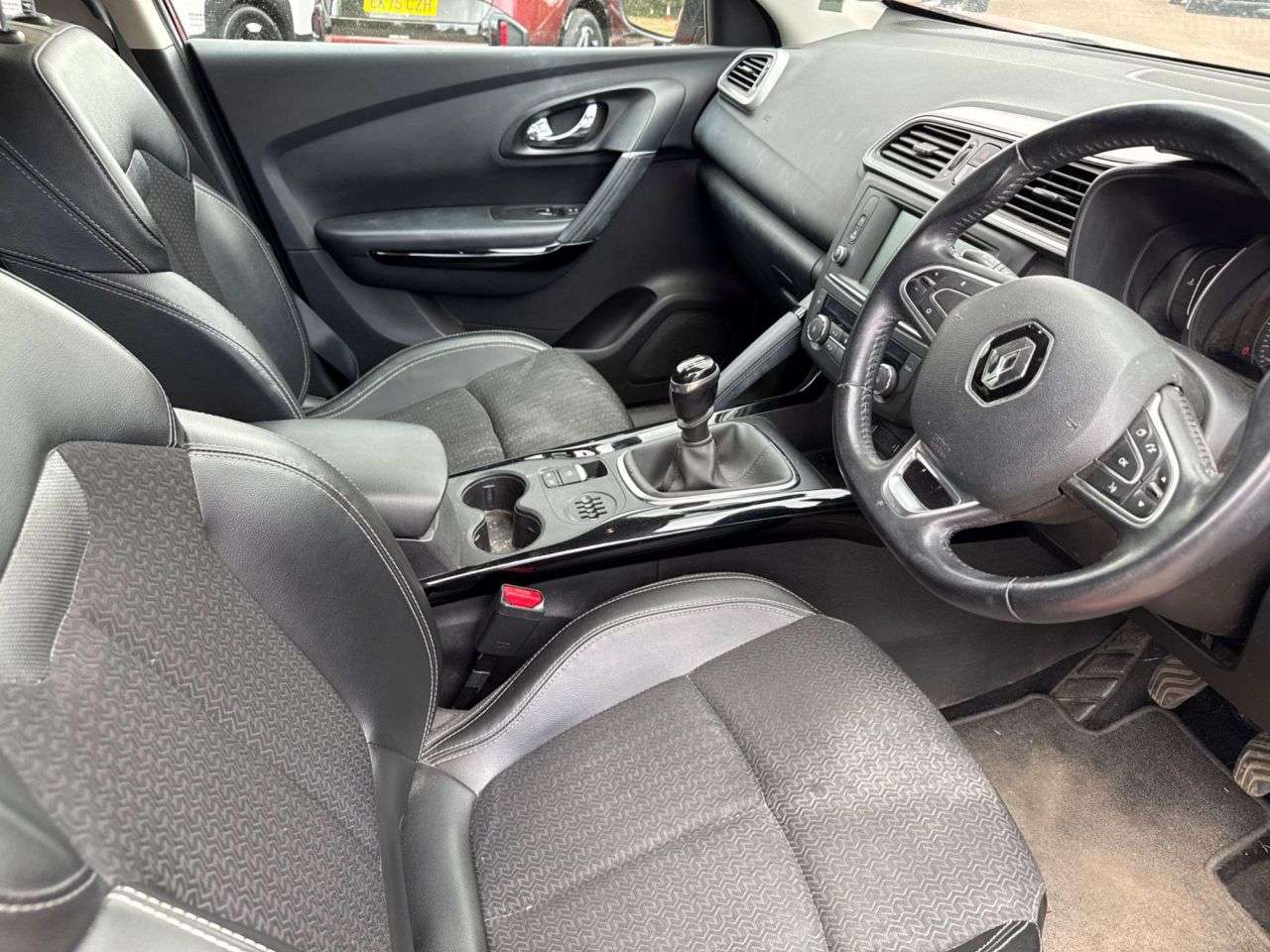 A 2016 RENAULT KADJAR DYNAMIQUE S NAV DCI A 2016 RENAULT KADJAR DYNAMIQUE S NAV DCI