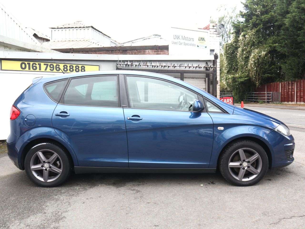 A 2014 SEAT ALTEA 1.6 TDI Ecomotive CR I TECH MPV 5dr Diesel Manual Euro 5 (s/s) (105 ps) *2 A 2014 SEAT ALTEA 1.6 TDI Ecomotive CR I TECH MPV 5dr Diesel Manual Euro 5 (s/s) (105 ps) *2