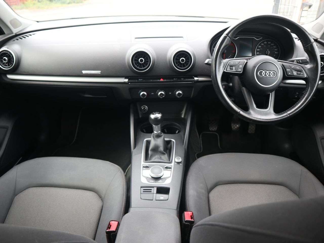 A 2017 AUDI A3 TDI SE TECHNIK A 2017 AUDI A3 TDI SE TECHNIK
