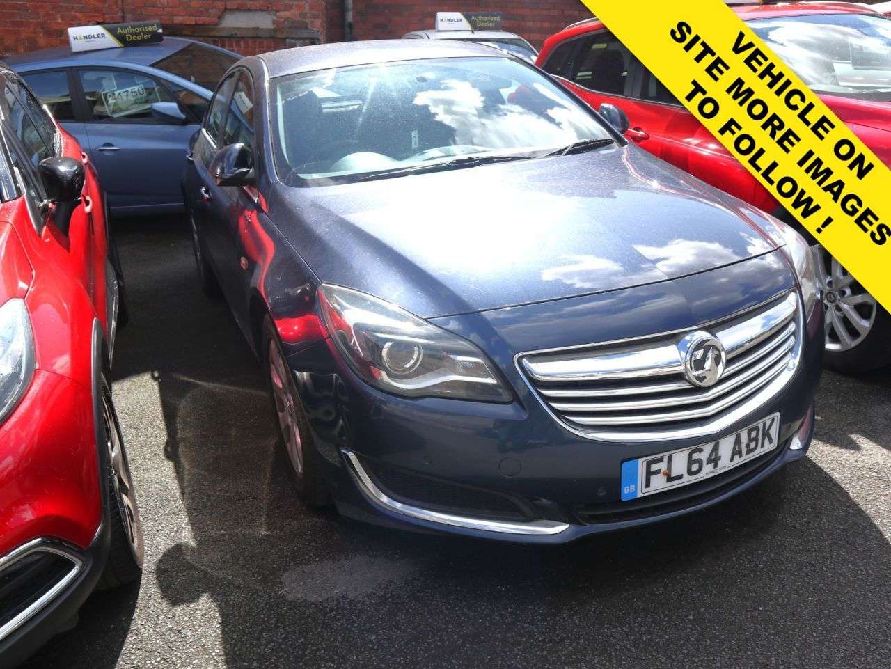 A 2014 VAUXHALL INSIGNIA 2.0 CDTi Design Hatchback 5dr Diesel Auto Euro 5 (163 ps) *2 YEAR WTY FROM A 2014 VAUXHALL INSIGNIA 2.0 CDTi Design Hatchback 5dr Diesel Auto Euro 5 (163 ps) *2 YEAR WTY FROM