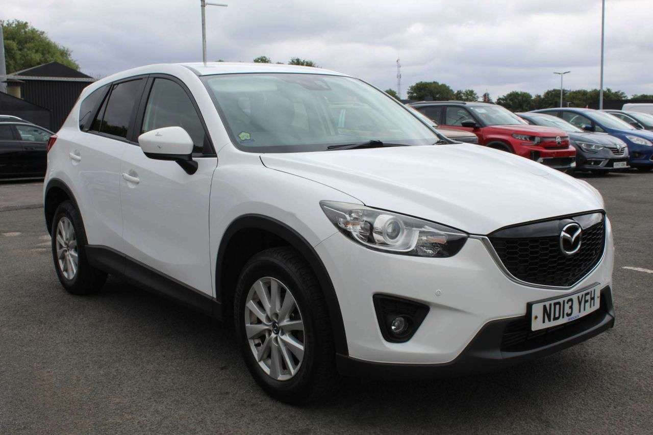 A 2013 MAZDA CX-5 2.2 SKYACTIV-D SE-L Nav SUV 5dr Diesel Manual Euro 6 (s/s) (150 ps) *2 YEAR A 2013 MAZDA CX-5 2.2 SKYACTIV-D SE-L Nav SUV 5dr Diesel Manual Euro 6 (s/s) (150 ps) *2 YEAR