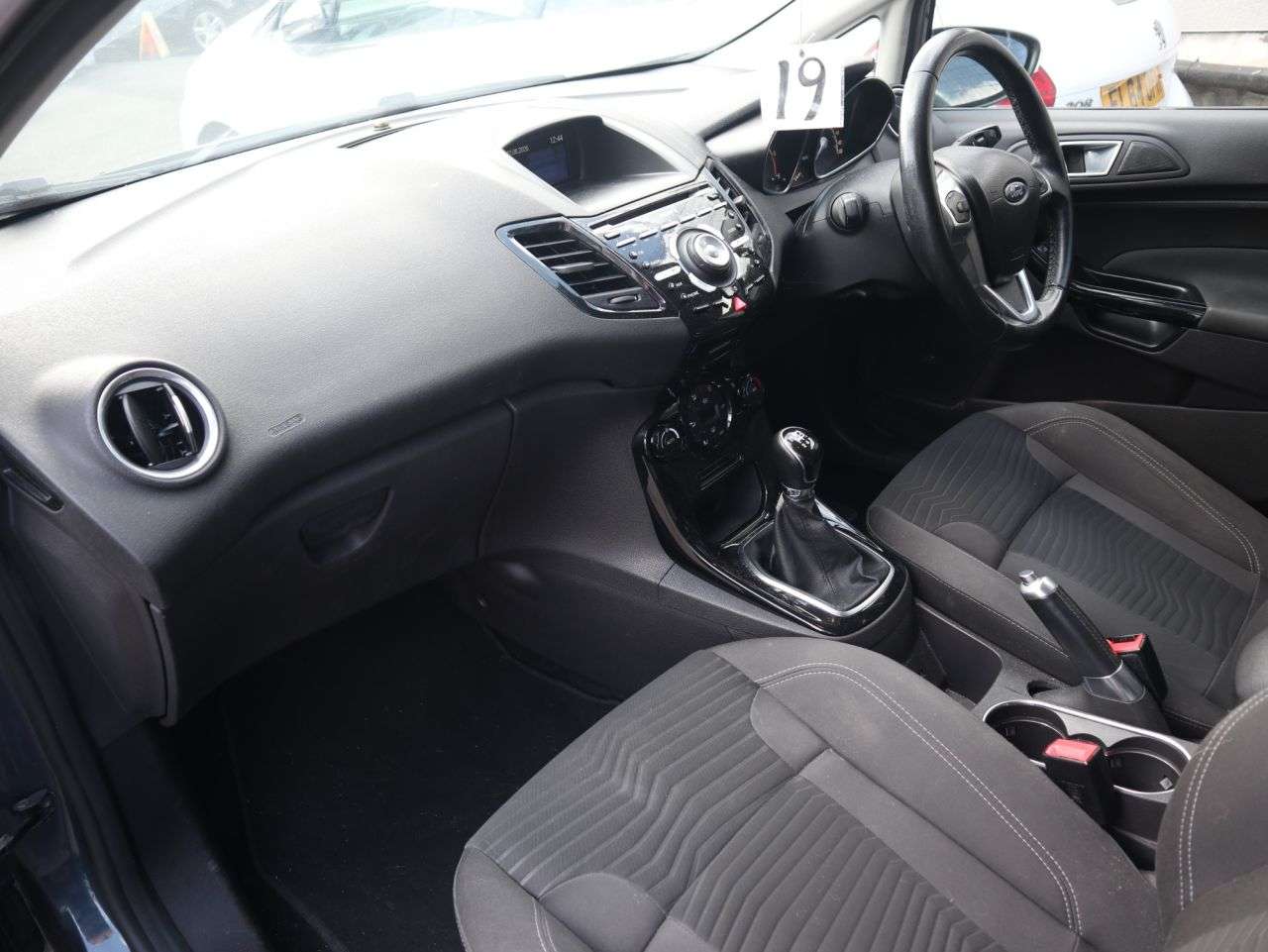 A 2013 FORD FIESTA 1.5 TDCi Titanium Hatchback 5dr Diesel Manual Euro 5 (75 ps) *2 YEAR WTY FR A 2013 FORD FIESTA 1.5 TDCi Titanium Hatchback 5dr Diesel Manual Euro 5 (75 ps) *2 YEAR WTY FR