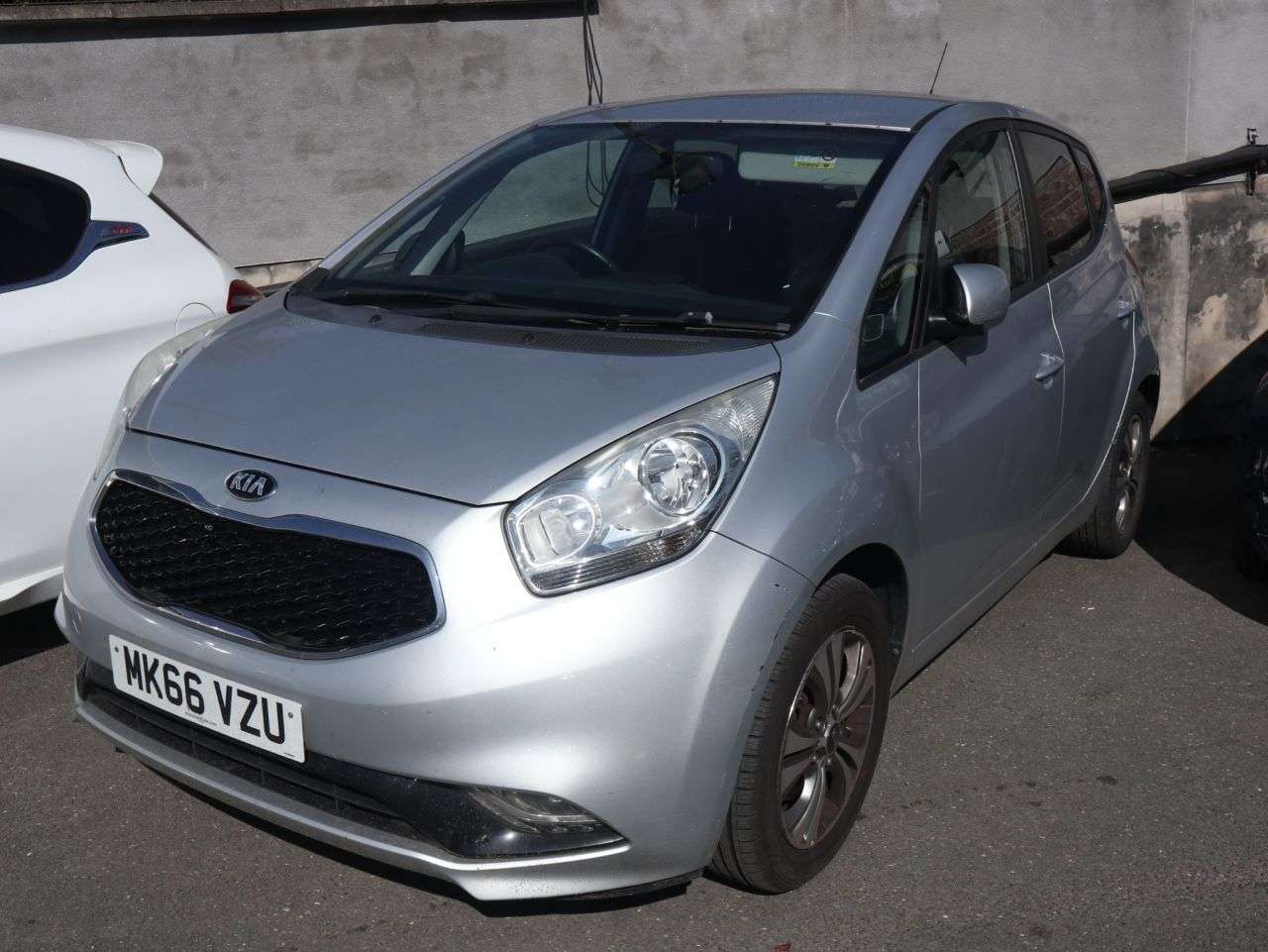 A 2016 KIA VENGA 1.6 CRDi 3 MPV 5dr Diesel Manual Euro 6 (s/s) (114 bhp) *2 YEAR WTY FROM £9 A 2016 KIA VENGA 1.6 CRDi 3 MPV 5dr Diesel Manual Euro 6 (s/s) (114 bhp) *2 YEAR WTY FROM £9