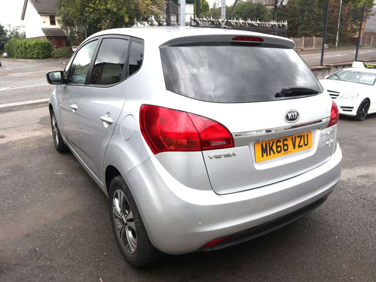 2016 KIA VENGA 2016 KIA VENGA