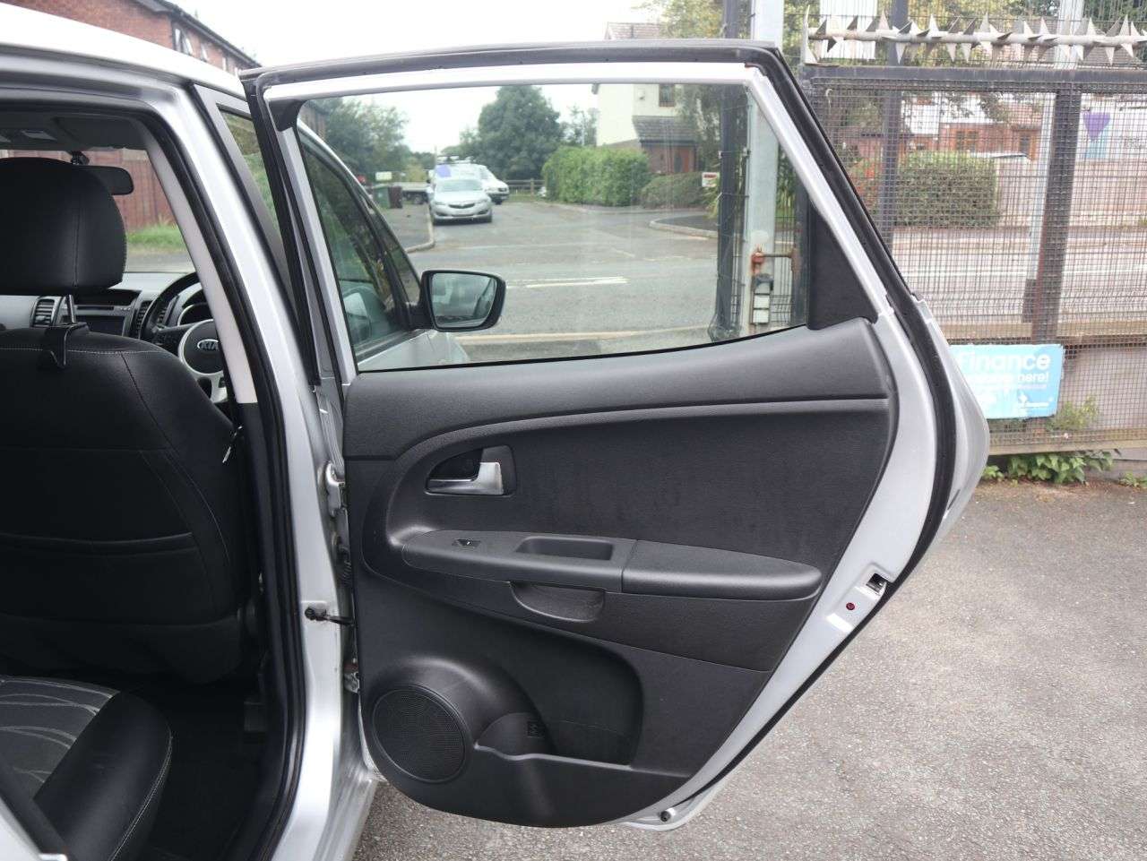 2016 KIA VENGA 2016 KIA VENGA