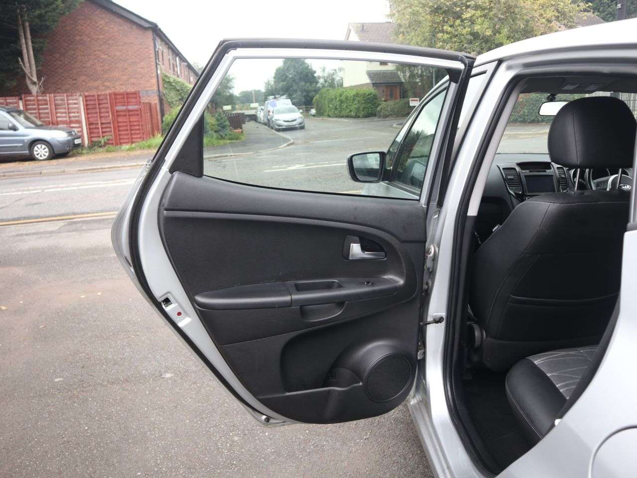 2016 KIA VENGA 2016 KIA VENGA