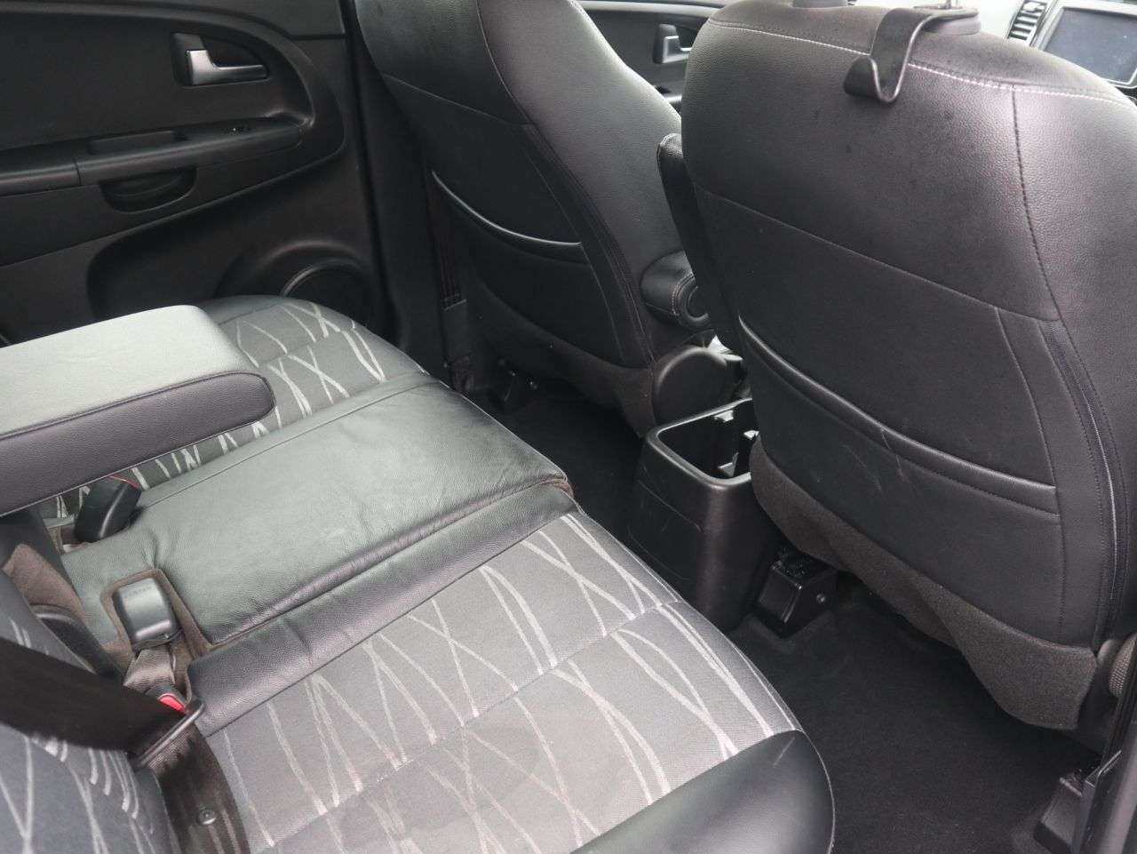 2016 KIA VENGA 2016 KIA VENGA