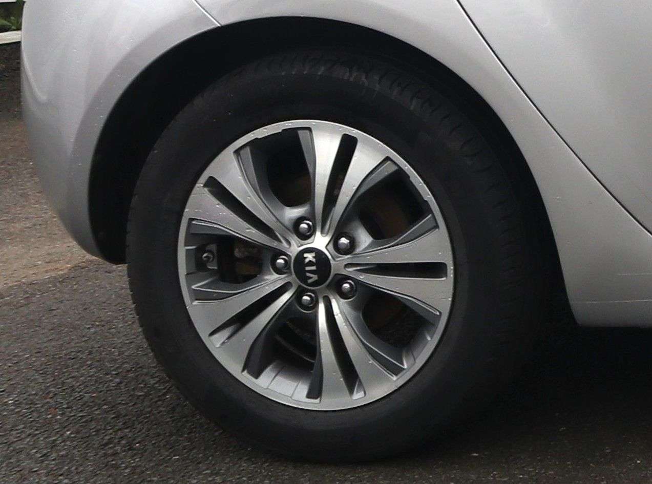 2016 KIA VENGA 2016 KIA VENGA