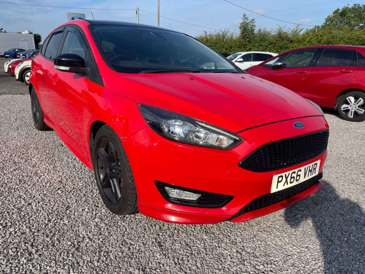 A 2016 FORD FOCUS 2.0 TDCi Zetec S Red Edition Hatchback 5dr Diesel Manual Euro 6 (s/s) (150 A 2016 FORD FOCUS 2.0 TDCi Zetec S Red Edition Hatchback 5dr Diesel Manual Euro 6 (s/s) (150