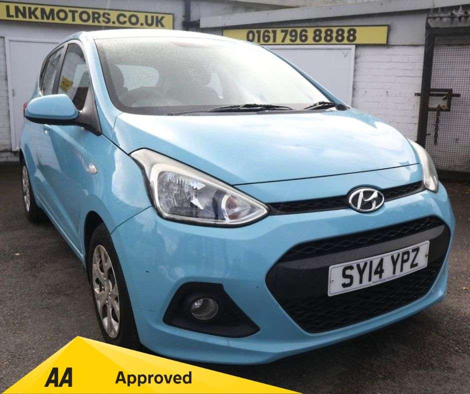A 2014 HYUNDAI I10 1.2 SE Hatchback 5dr Petrol Manual Euro 5 (87 ps) *2 YEAR WTY FROM £99 + 12 A 2014 HYUNDAI I10 1.2 SE Hatchback 5dr Petrol Manual Euro 5 (87 ps) *2 YEAR WTY FROM £99 + 12