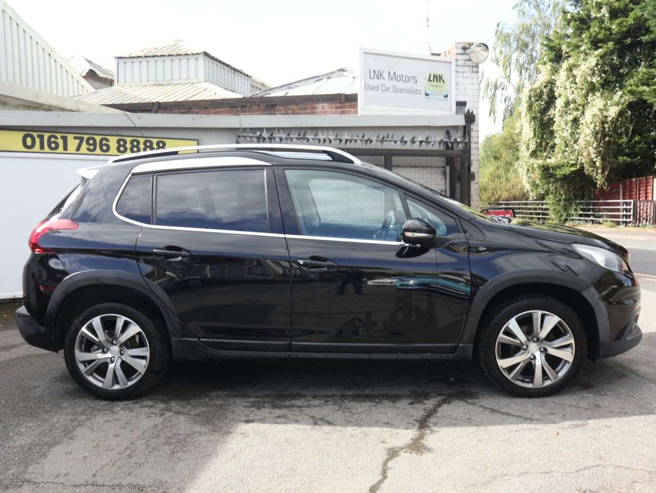 A 2016 PEUGEOT 2008 1.6 BlueHDi Allure SUV 5dr Diesel Manual Euro 6 (100 ps) *2 YEAR WTY FROM £ A 2016 PEUGEOT 2008 1.6 BlueHDi Allure SUV 5dr Diesel Manual Euro 6 (100 ps) *2 YEAR WTY FROM £
