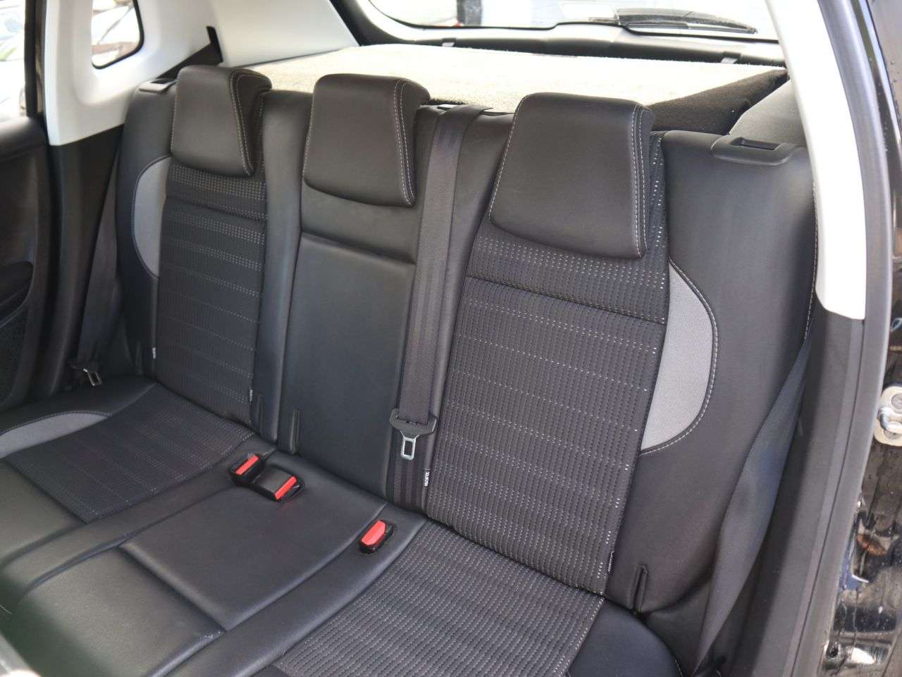 2016 PEUGEOT 2008 2016 PEUGEOT 2008
