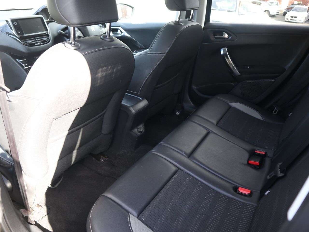 2016 PEUGEOT 2008 2016 PEUGEOT 2008