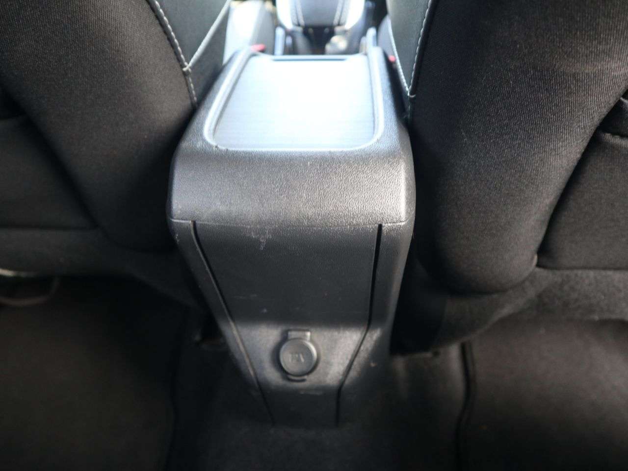 2016 PEUGEOT 2008 2016 PEUGEOT 2008